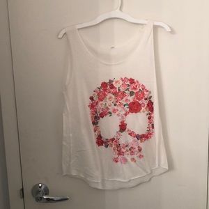White tank with rose skull/peace sign design